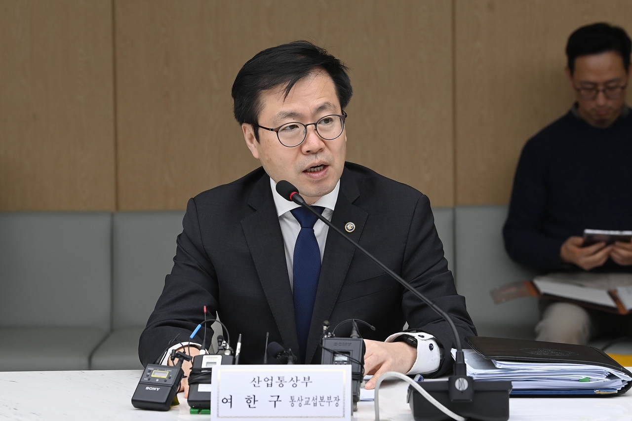 Trade Minister Yeo Han-koo speaks at a trade promotion meeting held in central Seoul on Monday, in this photo provided by his office. (Yonhap)
