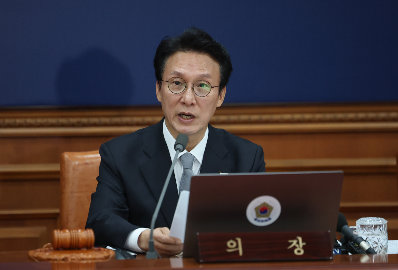 Prime Minister Kim Min-seok presides over a Cabinet meeting at the government complex in Seoul on Tuesday. (Yonhap)