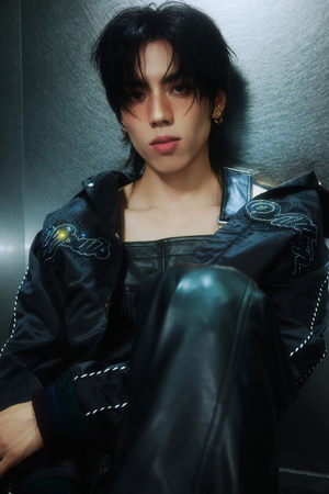 Infinite's Jang Dong-woo looks to China despite restriction