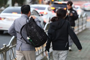 수능 망친 딸에 500만원 건넨 아빠…“기죽지 마, 하고 싶은거 다 도전해”