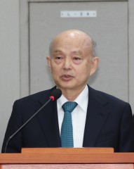 Seoul's human rights chief urges government to help NK prisoners of war in Ukraine come to South Korea