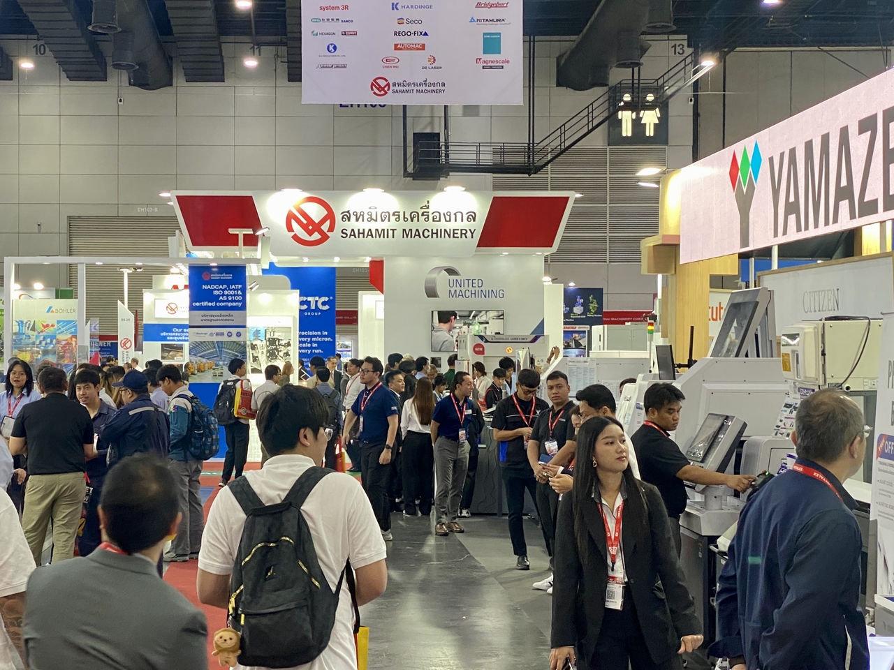 Visitors browse booths at Metalex 2025, held at BITEC Bang Na in Bangkok on Wednesday. (Hwang Joo-young/The Korea Herald)