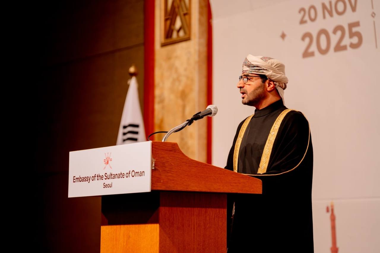 Omani Ambassador to Korea Zakariya Al Saadi delivers a speech at the National Day event in Seoul on Thursday. (Embassy of the Sultanate of Oman)