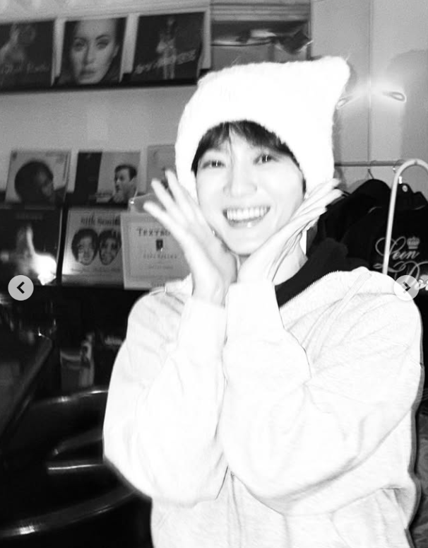 [송혜교 SNS]