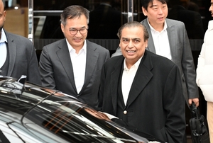 [Photo News] Asia's richest tycoon in Seoul