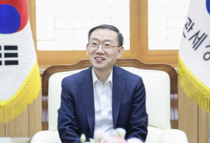 Korea’s customs chief aims to lead ‘fair growth’ with AI, digital border control