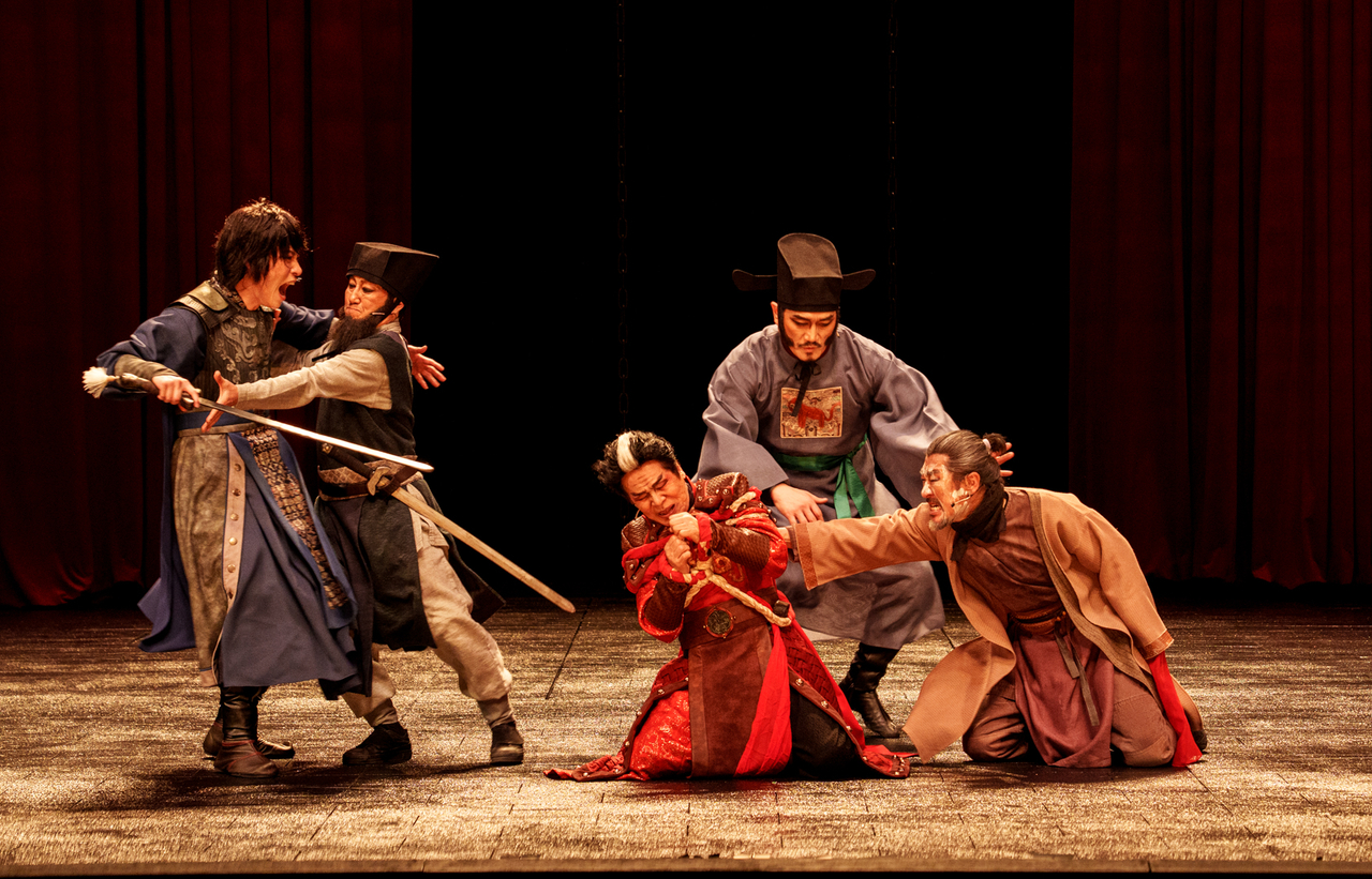 A scene from "The Orphan of Zhao: Seeds of Revenge" (National Theater Company of Korea)