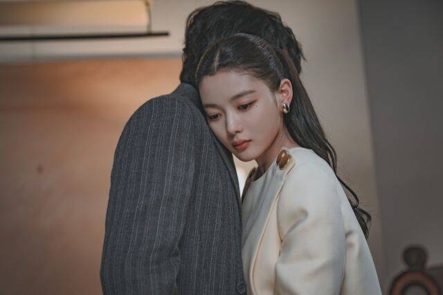 "Dear X," starring Kim You-jung (Tving)