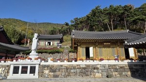“진주 최고의 명당” 청학이 날아와 앉은, 월아산 청곡사 [정용식의 사찰 기행]