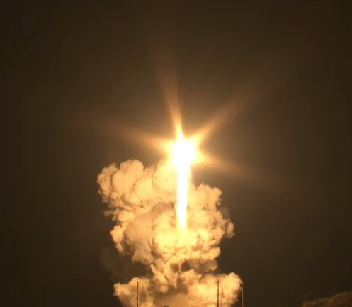 Korea launches the Nuri rocket from Naro Space Center in Goheung, South Jeolla Province, Thursday. (Screen capture from Korea AeroSpace Administration's livestream)