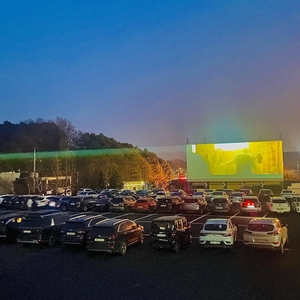 Drive-in movies, hansik cooking, and light-space exhibition