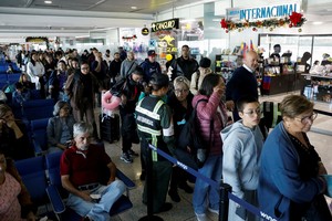 Trump confirms call with Maduro