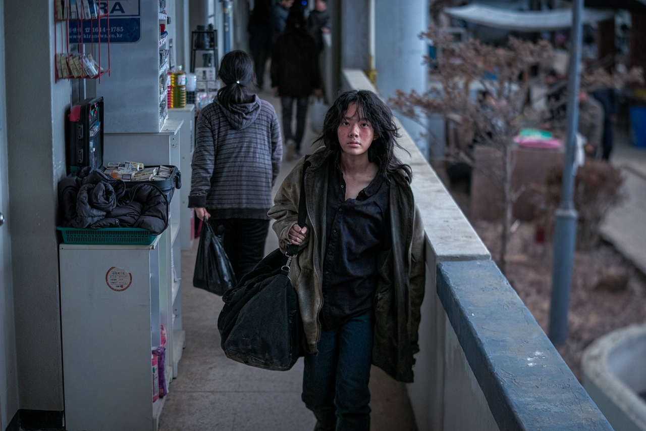 "Concrete Market" starring Lee Jae-in (Lotte Entertainment)