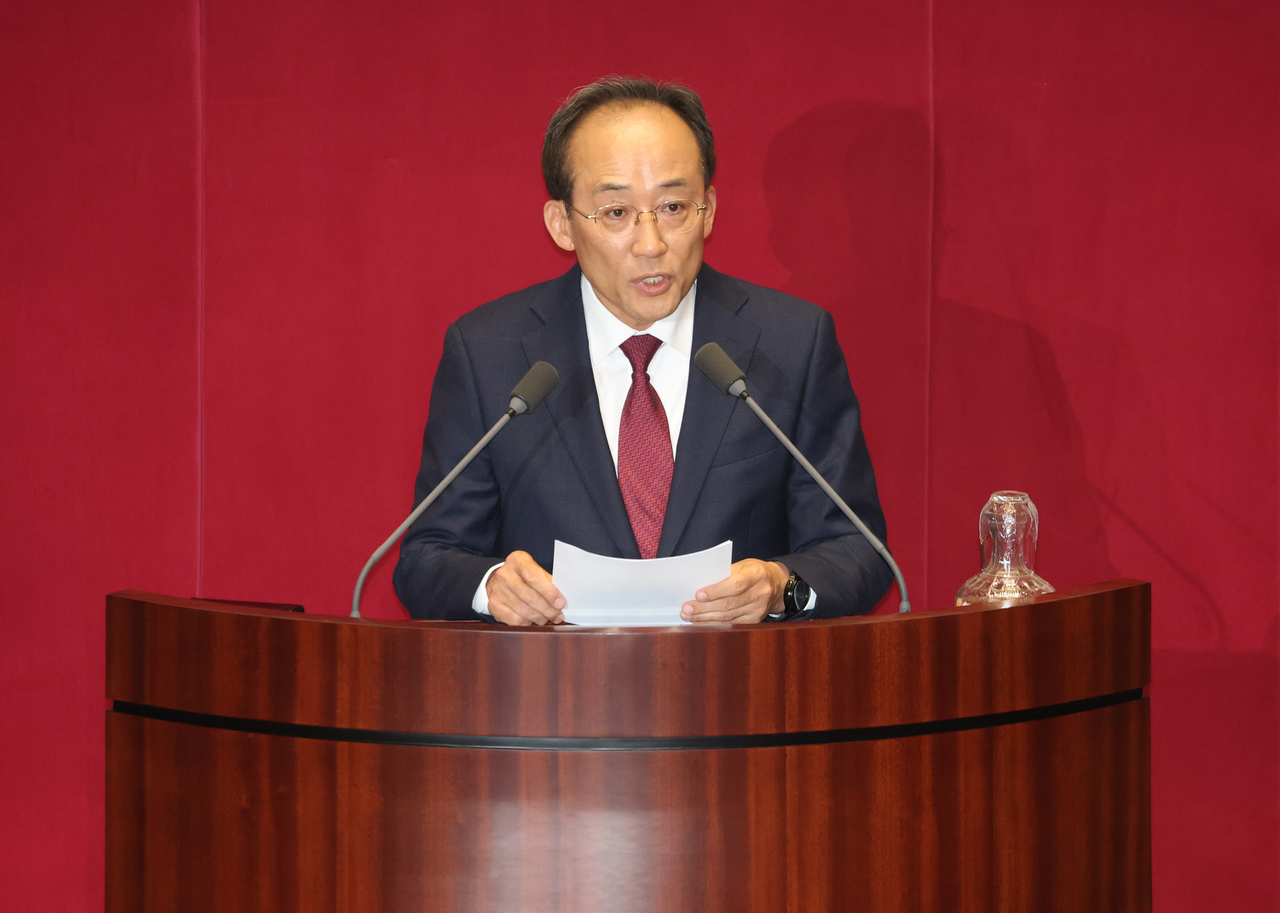Rep. Choo Kyung-ho of the main opposition People Power Party speaks before a parliamentary vote on a motion for his arrest at the National Assembly in western Seoul on Thursday. (Yonhap)