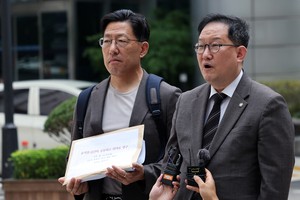 Yoon long gone, but Koreans say work isn’t done