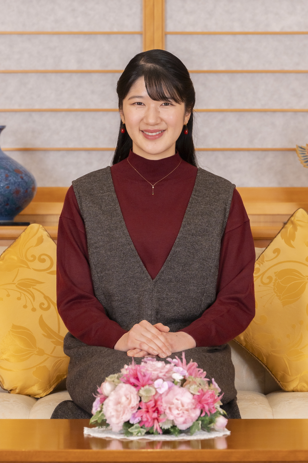 Princess Aiko, the daughter of Japan‘s Emperor Naruhito and Empress Masako    (EPA-Yonhap)