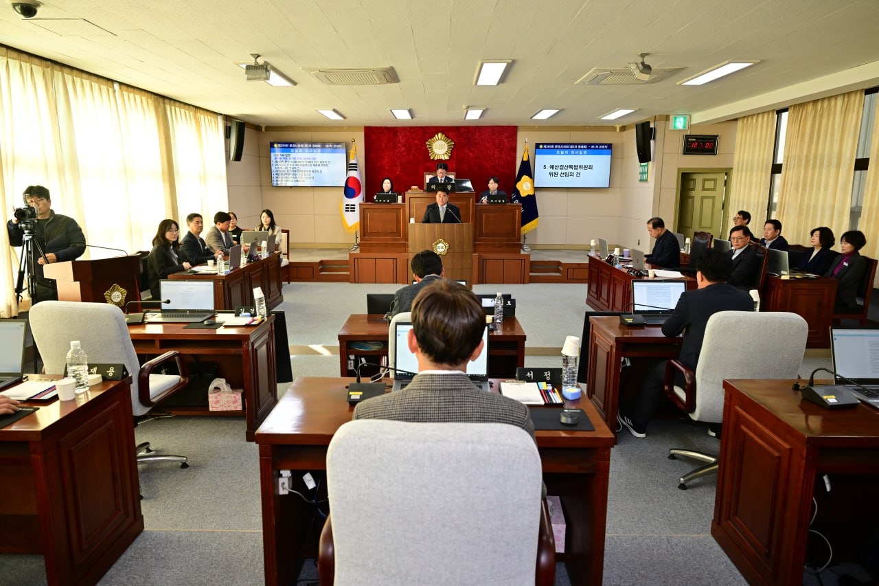 [문경시의회 제공]