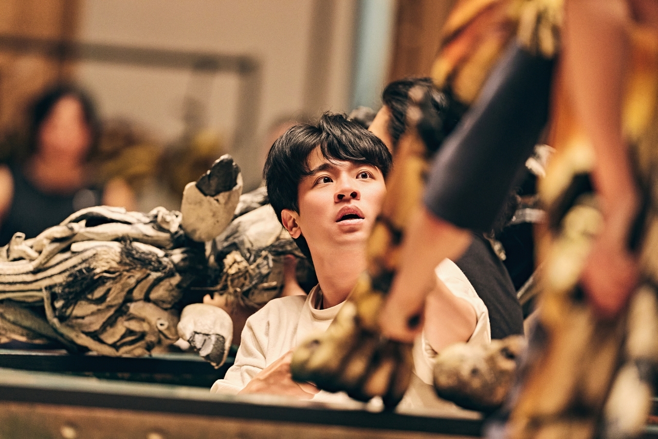 Park Jeong-min rehearses for "Life of Pi." (S&Co)