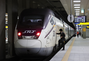 High-speed train services KTX, SRT to merge by 2026