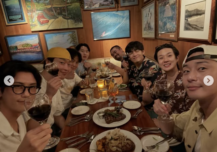 [뷔 SNS]