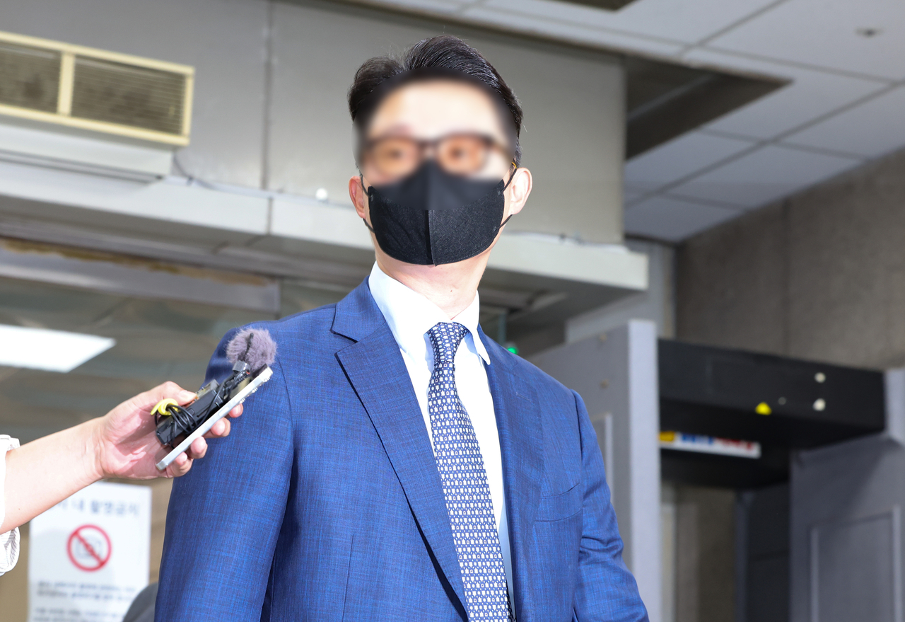 Yun Young-ho, the former head of the Unification Church's global headquarters, appears at the Seoul Central District Court in this file photo taken on July 30. (Yonhap)