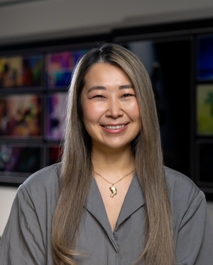 '케데헌' 매기 강 옥관문화훈장 수훈...'폭싹'·'눈물의 여왕' 문... - 뉴스 썸네일 이미지