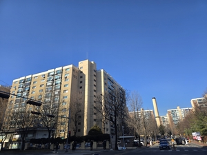 “강남 집값 잡겠다더니…” 압구정 115억 신고가, 80년대생이 전액 현금으로 샀다[부동산360]