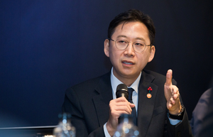 Korea to begin full-scale AI buildout in 2026: minister