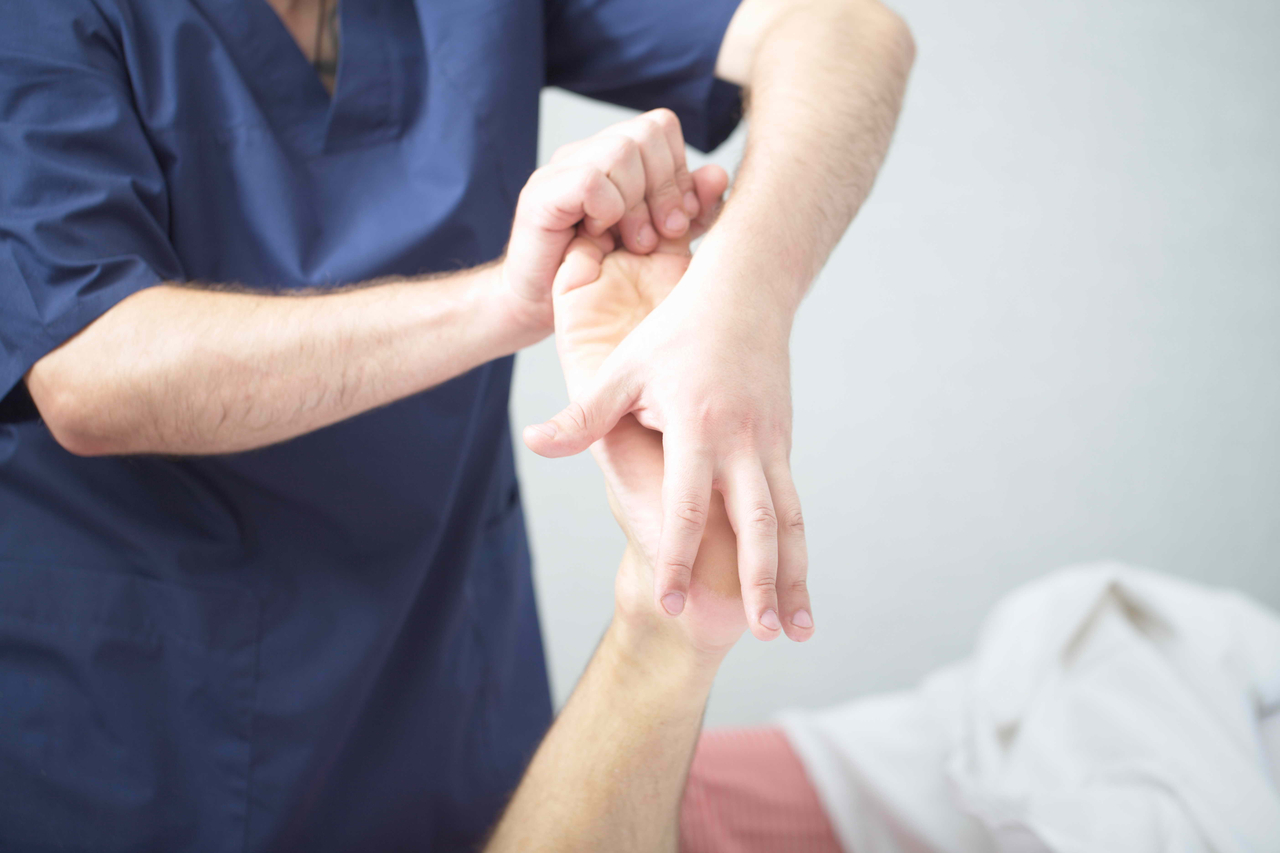 This image shows a therapist providing manual therapy. The photo is not directly related to the story. (123rf)