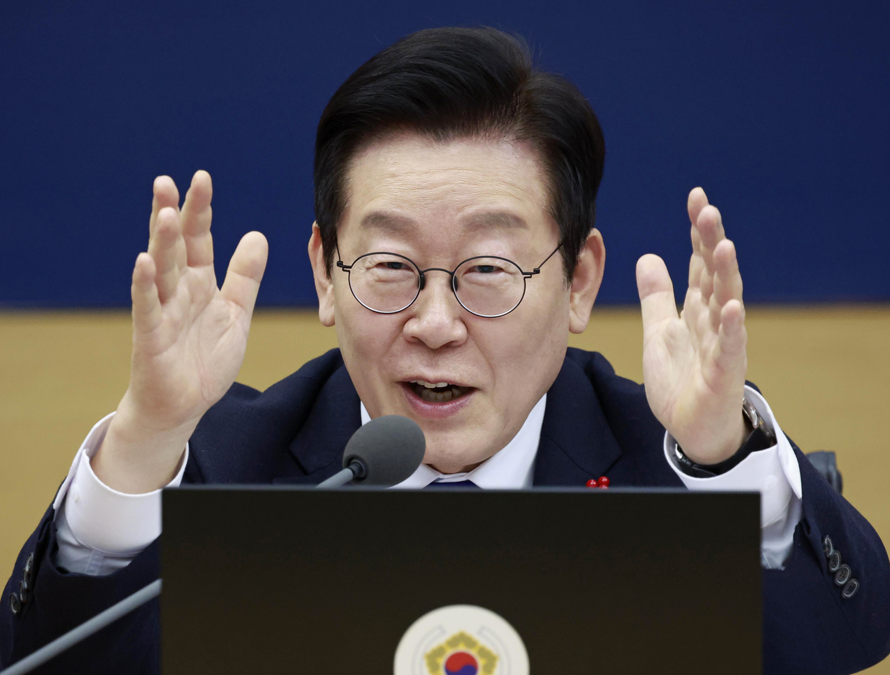 President Lee Jae Myung speaks at a Cabinet meeting held in Sejong on Tuesday. (Joint Press Corps-Yonhap)