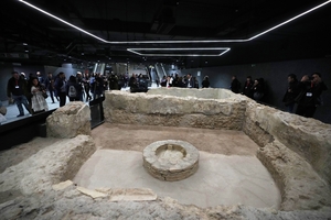 Rome opens long-awaited Colosseum subway station, with displays of unearthed artifacts