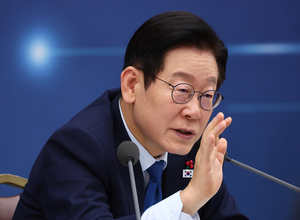 李 대통령 “한 기업에만 납품 관행, 결국 종이 되더라…집단행동 원칙 허용” 검토 지시