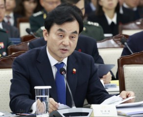Defense Ministry lays out roadmap for nuclear submarines, sets 2026 OPCON goal