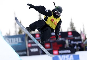 Snowboarder Choi Gaon wins 2nd consecutive halfpipe World Cup title