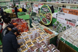 Prices of imported agricultural goods rise amid strong US dollar