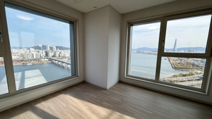 [영상] '한강뷰 끝판왕' 청담르엘, 펜트부터 국평까지 둘러보니 [부동산 ...