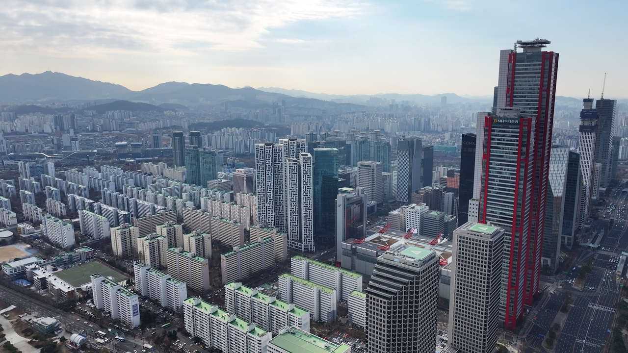 재건축 사업 추진이 한창인 여의도 구축 아파트 단지 일대. [헤럴드경제DB]