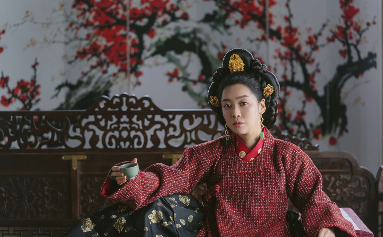 "The Queen Who Crowns" (tvN)