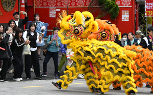 7 in 10 foreign shop owners in Korea are Chinese nationals