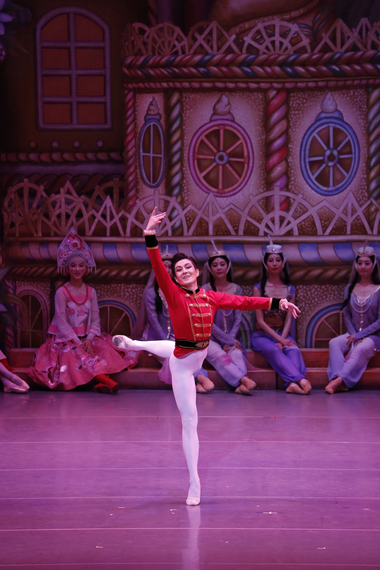 Ohm Jae-yong performs as Nutcracker Prince in "The Nutcracker" (Universal Ballet)
