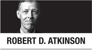 [Robert D. Atkinson] Korea’s $700b export record Is an achievement, not a growth strategy