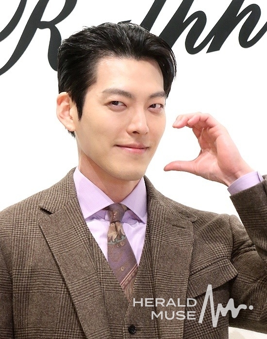 배우 김우빈/사진=헤럴드뮤즈 DB