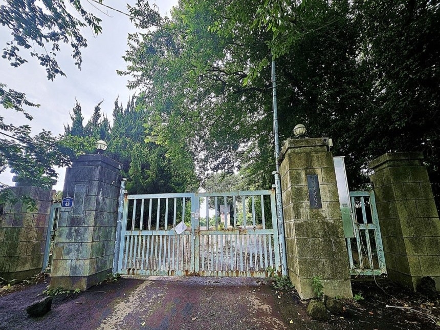 Closed Myeongwol Elementary School on Jeju Island (Yonhap)