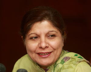 Pakistan's first female central bank head dies at 71