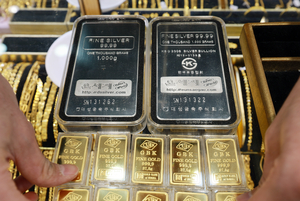 Gold bar sales hit historic high