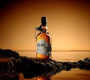 신세계免, 296병 한정 '누리 미즈나라 싱글 캐스크' 출시 - 뉴스 썸네일 이미지