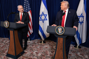 Trump warns Iran of possible strike, urges Hamas to disarm after meeting Netanyahu