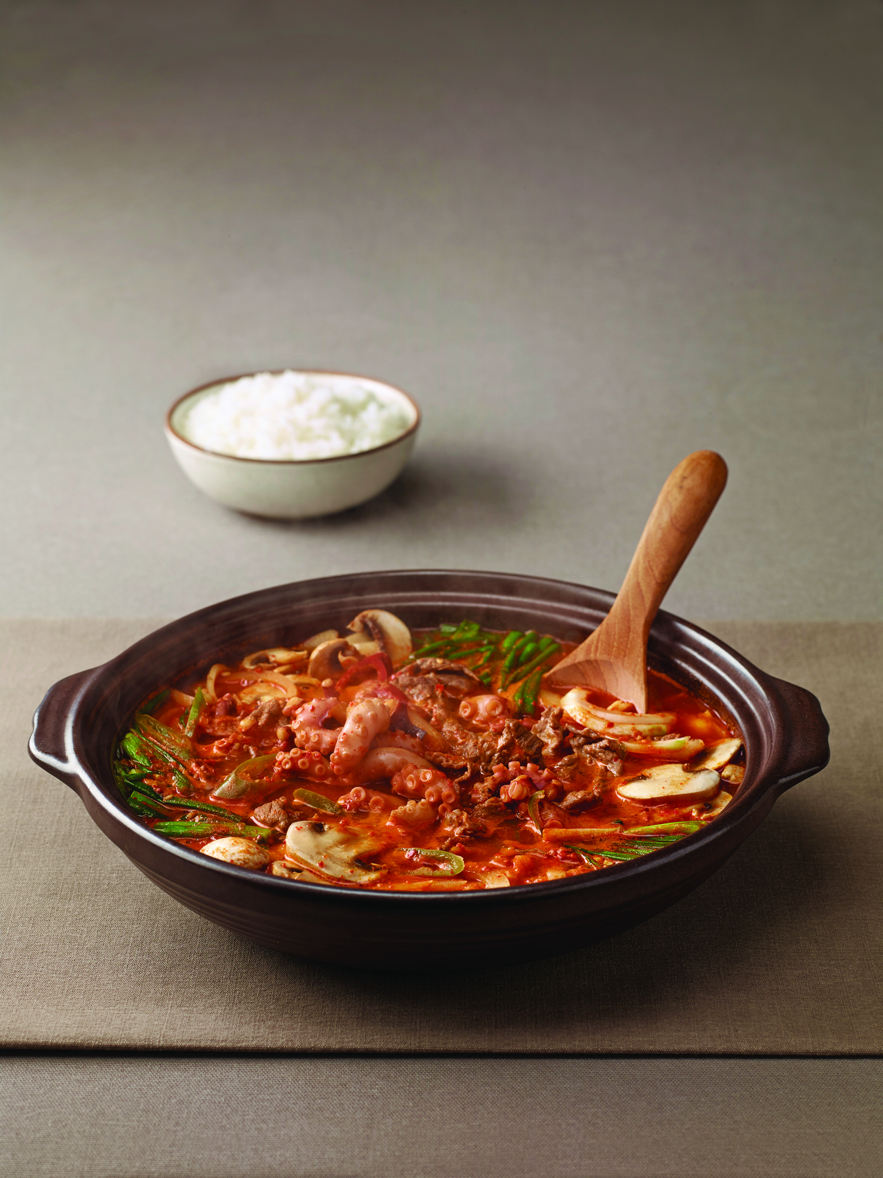 Bullakjeongol (Korean Food Promotion Institute)