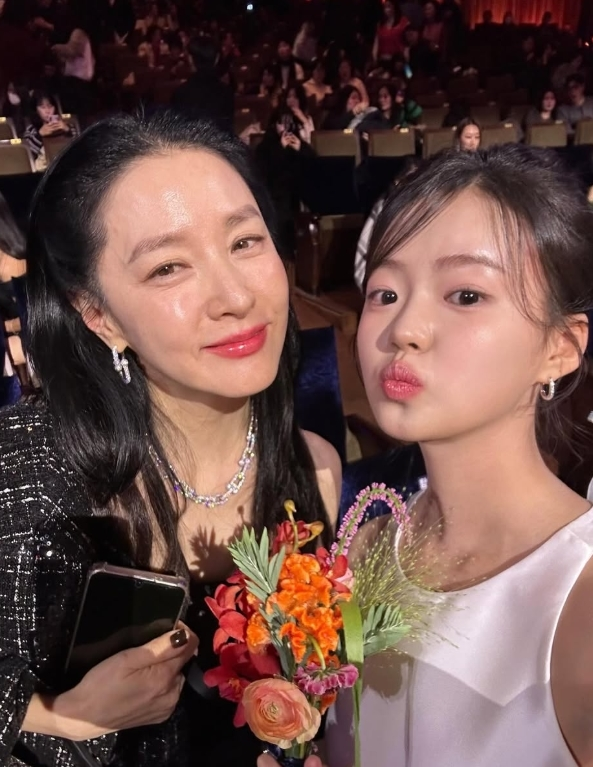 [김시아 SNS]