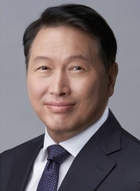 SK chief urges bold push into global AI era
